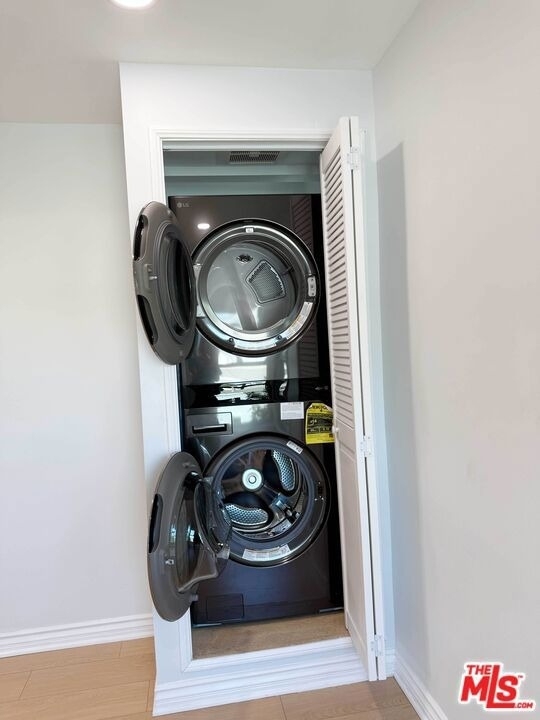 4125 1/2 W Toluca Lake Avenue - Photo 5