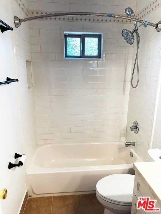 4125 1/2 W Toluca Lake Avenue - Photo 23