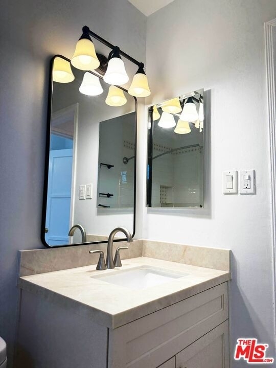 4125 1/2 W Toluca Lake Avenue - Photo 24