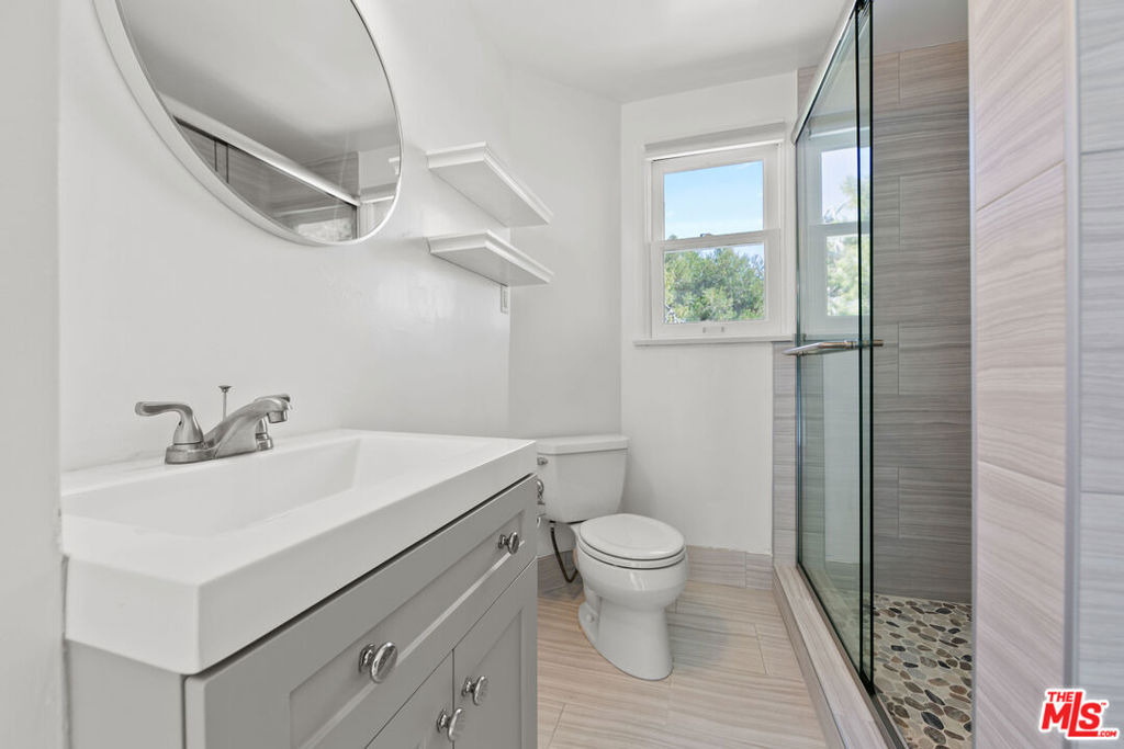 22607 Pacific Coast Highway - Photo 9