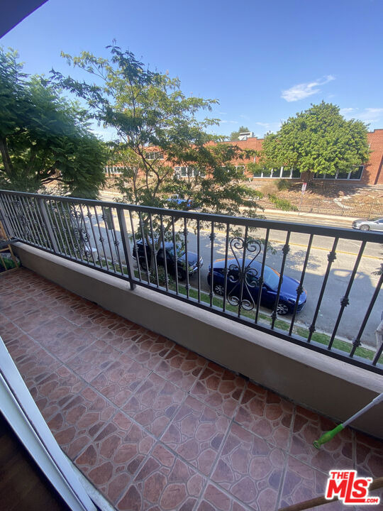 1255 Federal Avenue - Photo 9
