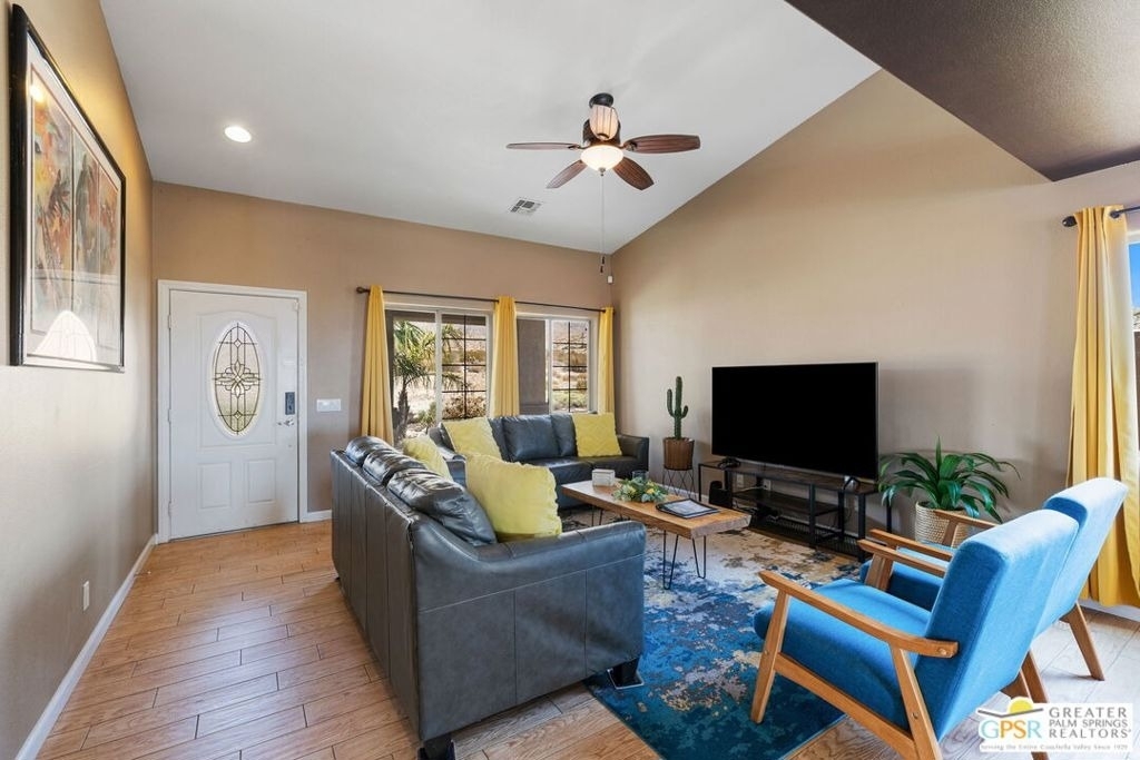 67365 Desert View Avenue - Photo 8