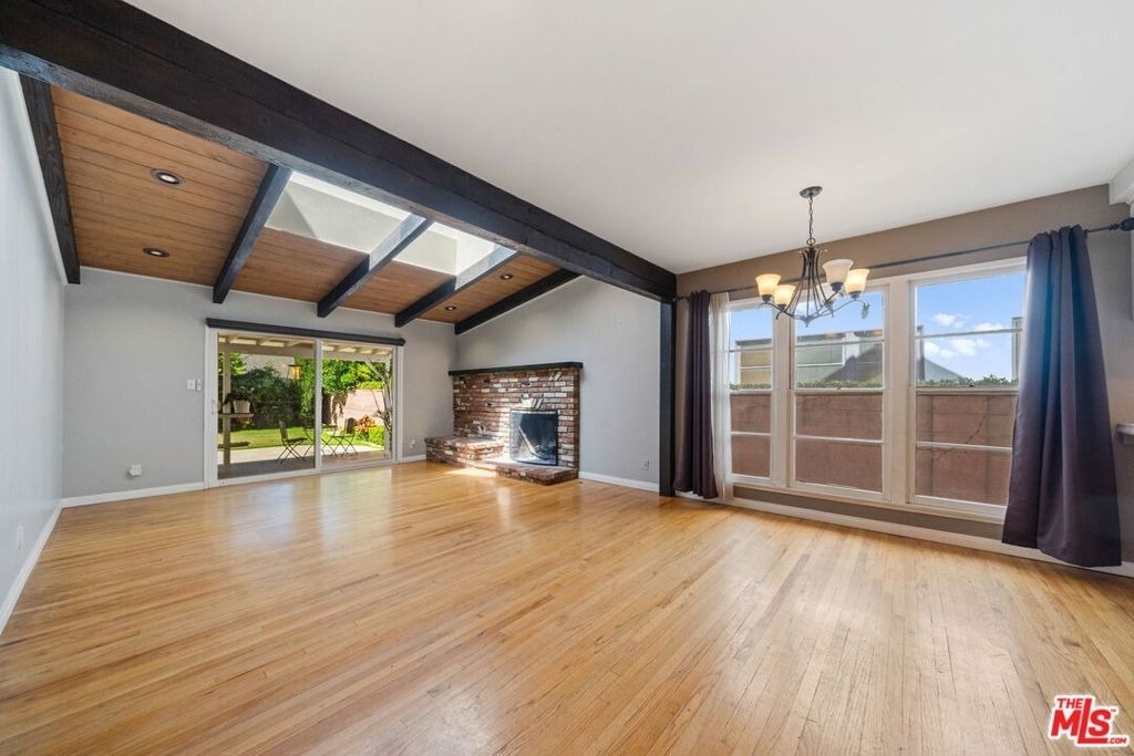13453 Debby Street - Photo 13