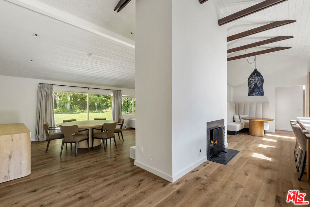 9258 Swallow Drive - Photo 3