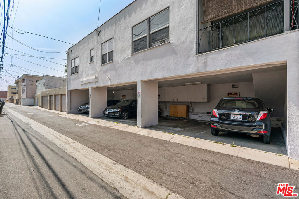 180 N Clark Drive - Photo 17
