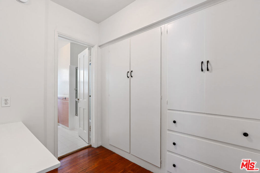 180 N Clark Drive - Photo 13