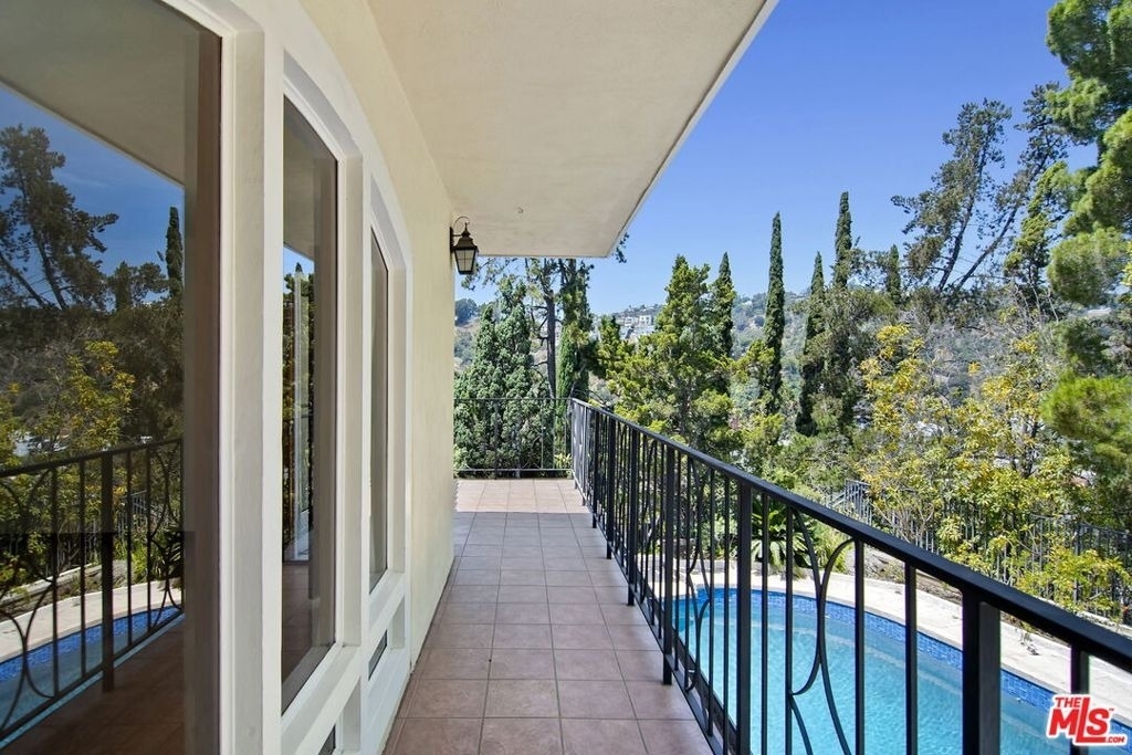 7863 Electra Drive - Photo 10