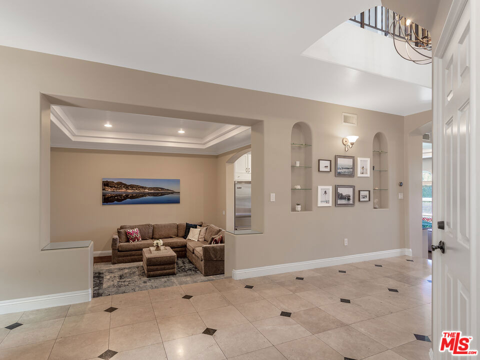 23949 De Ville Way - Photo 4