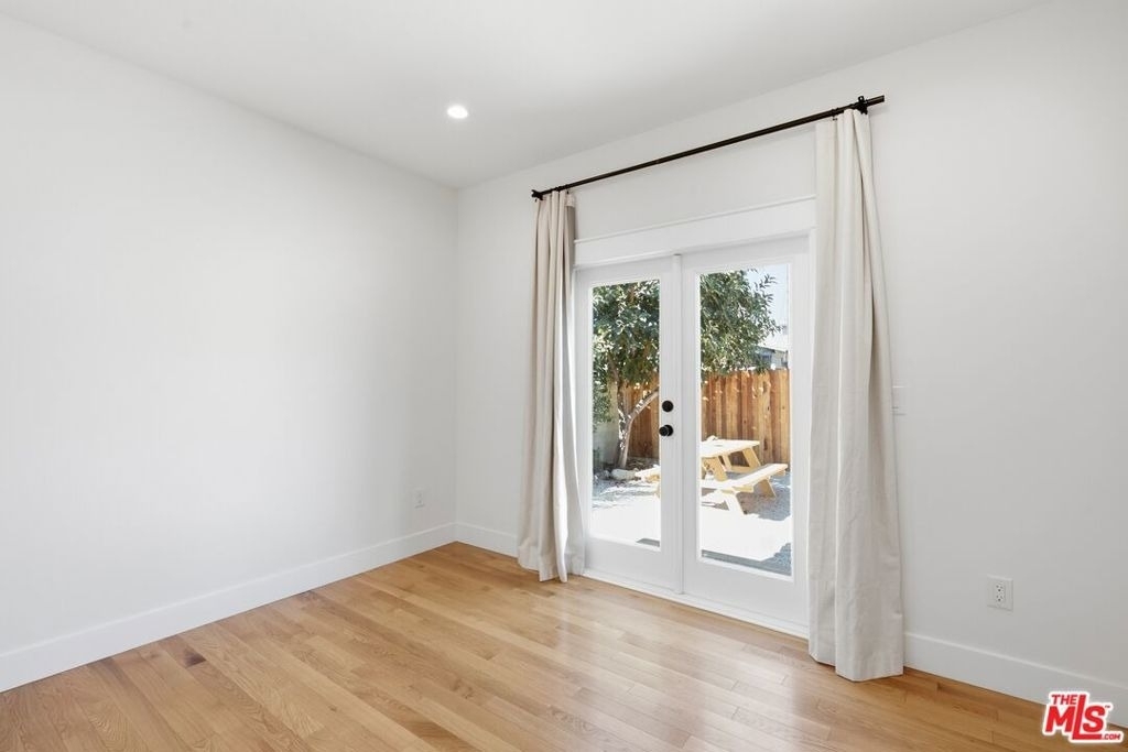 137 E Avenue 43 - Photo 21