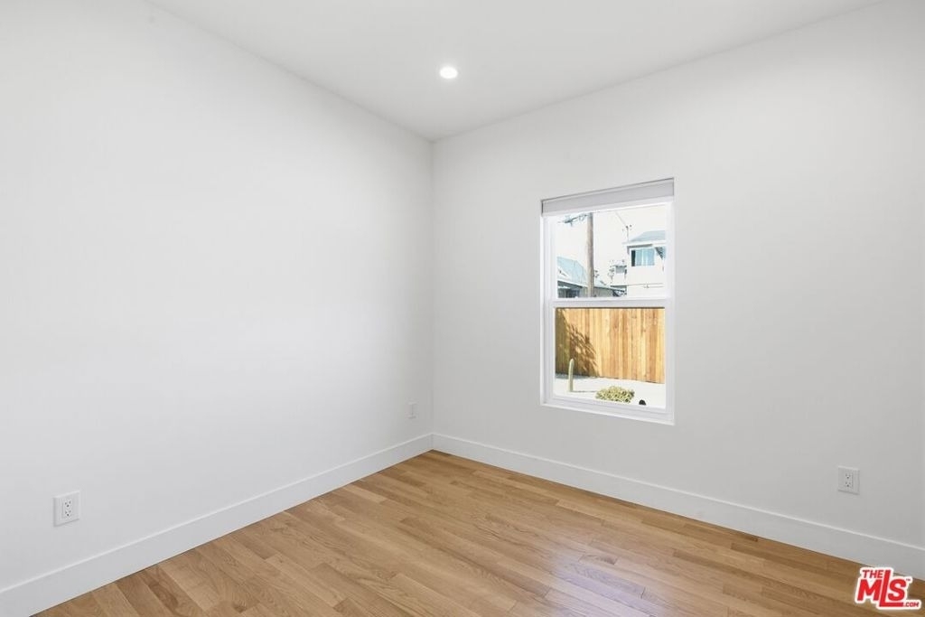 137 E Avenue 43 - Photo 17