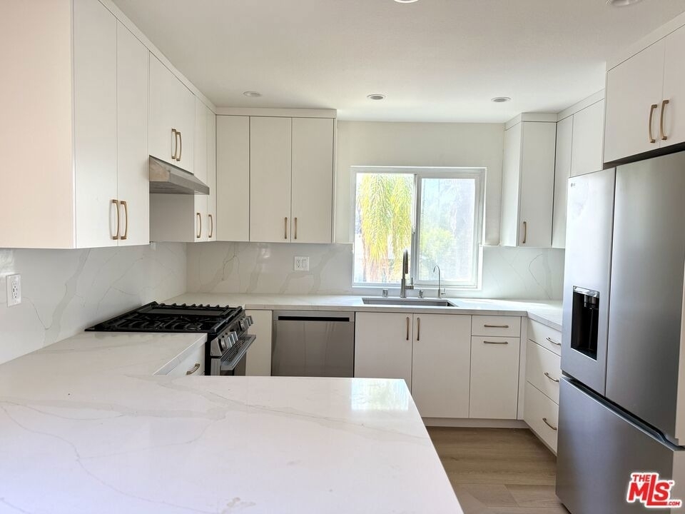 804 N Kenilworth Avenue - Photo 9