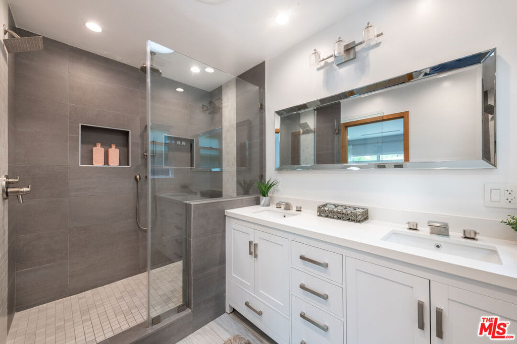 4629 Cerro Verde Place - Photo 46