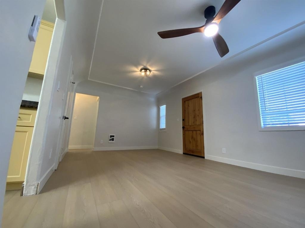 520 Glover Ave - Photo 4