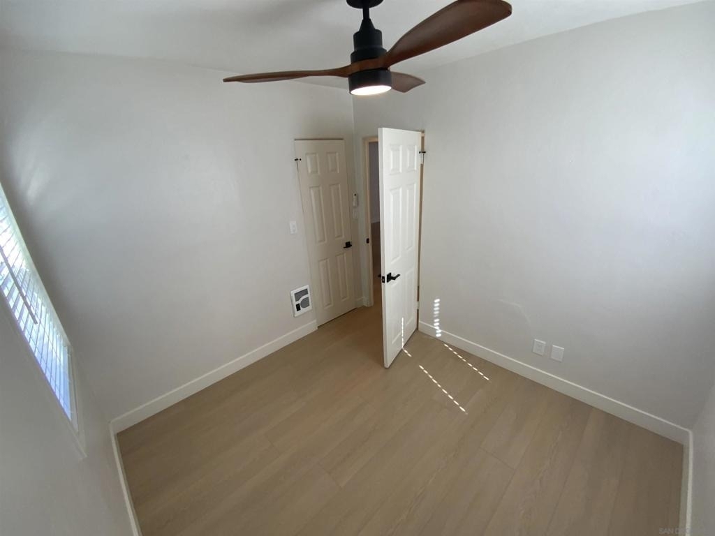 520 Glover Ave - Photo 12