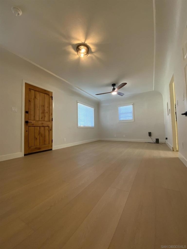 520 Glover Ave - Photo 8
