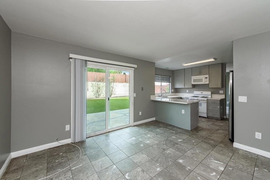 1045 Fuchsia Lane - Photo 7
