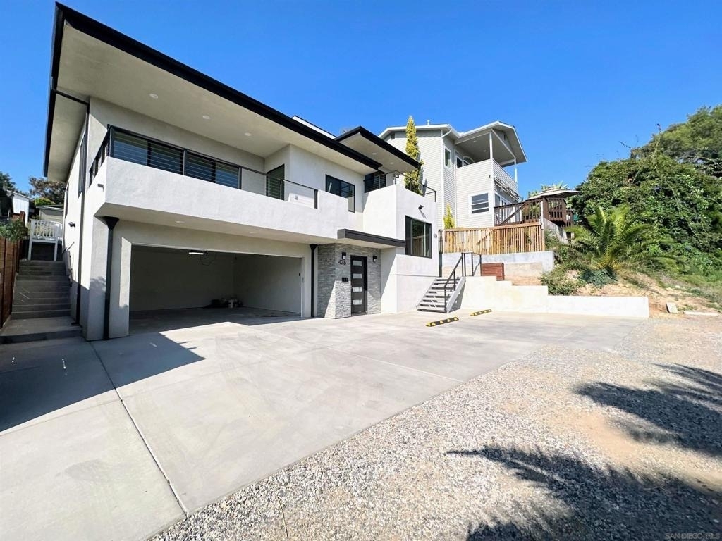 426 Sloane Ave - Photo 1