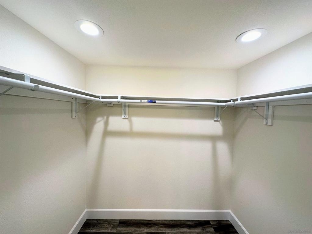 426 Sloane Ave - Photo 15