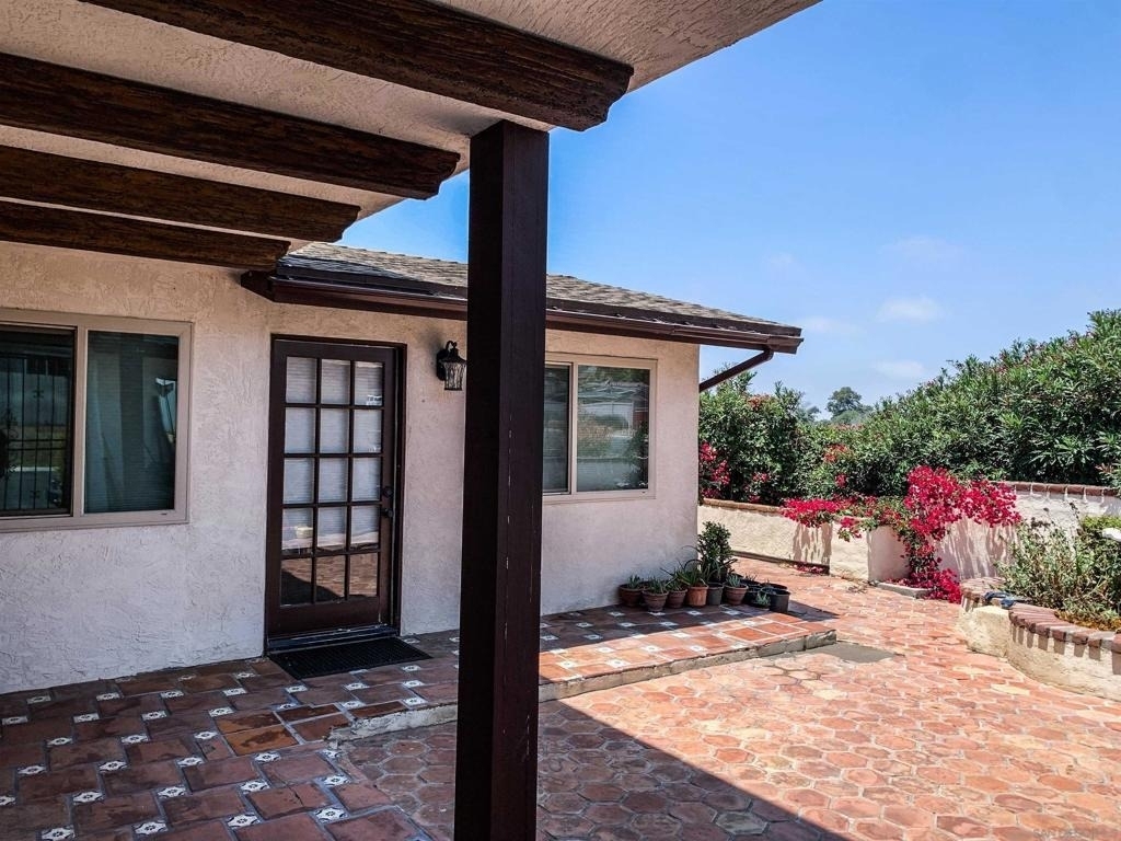 1286 Otono St - Photo 2
