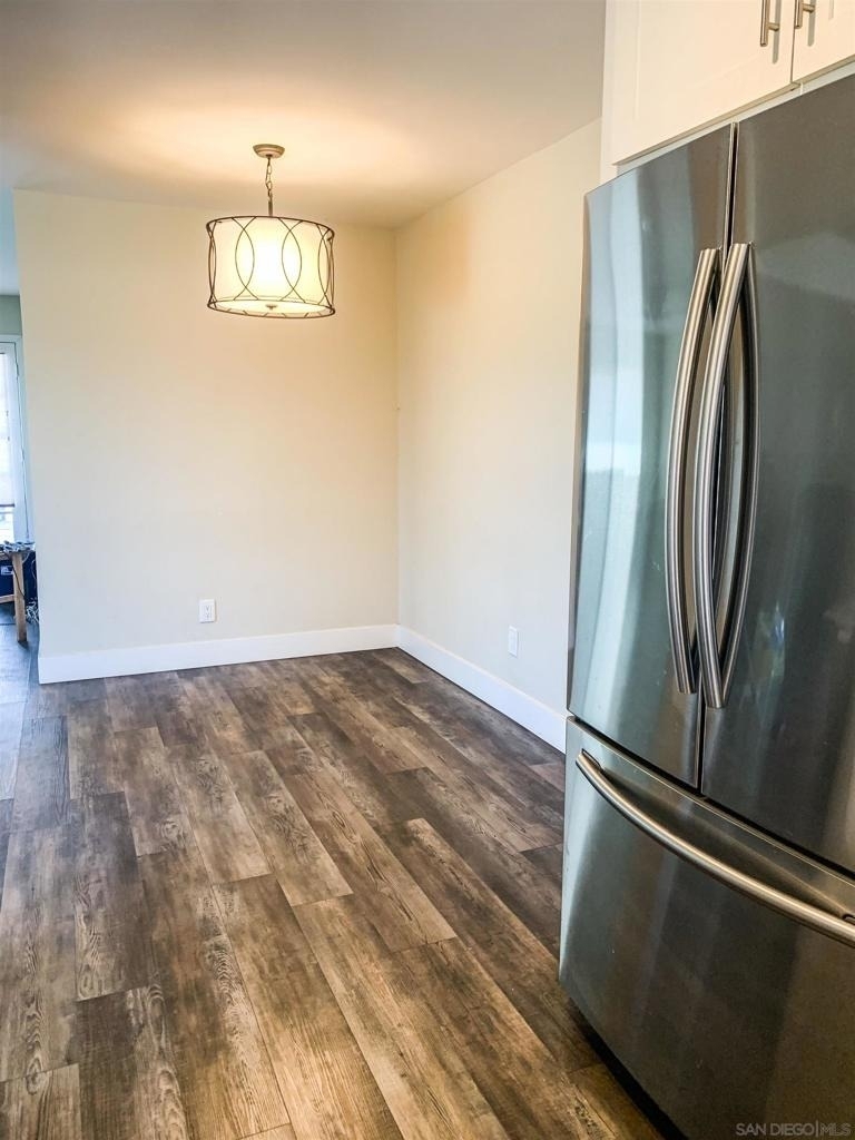 1286 Otono St - Photo 9