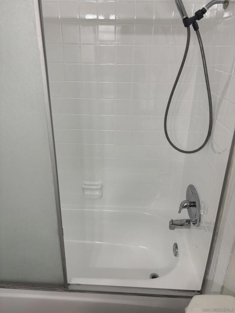 11385 Almazon St - Photo 23