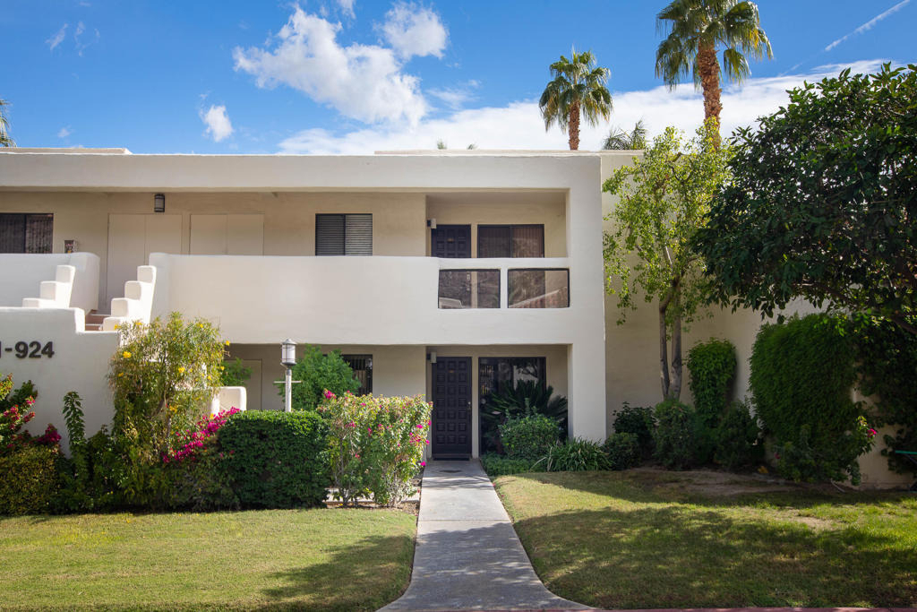 255 E Avenida Granada - Photo 17