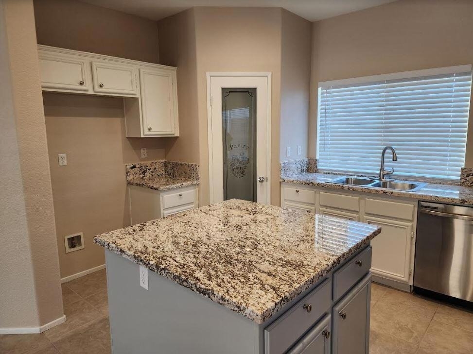 766 S Ventana - Photo 4