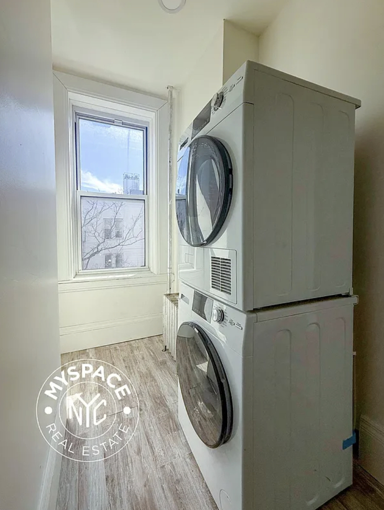1176 Nostrand Avenue - Photo 8