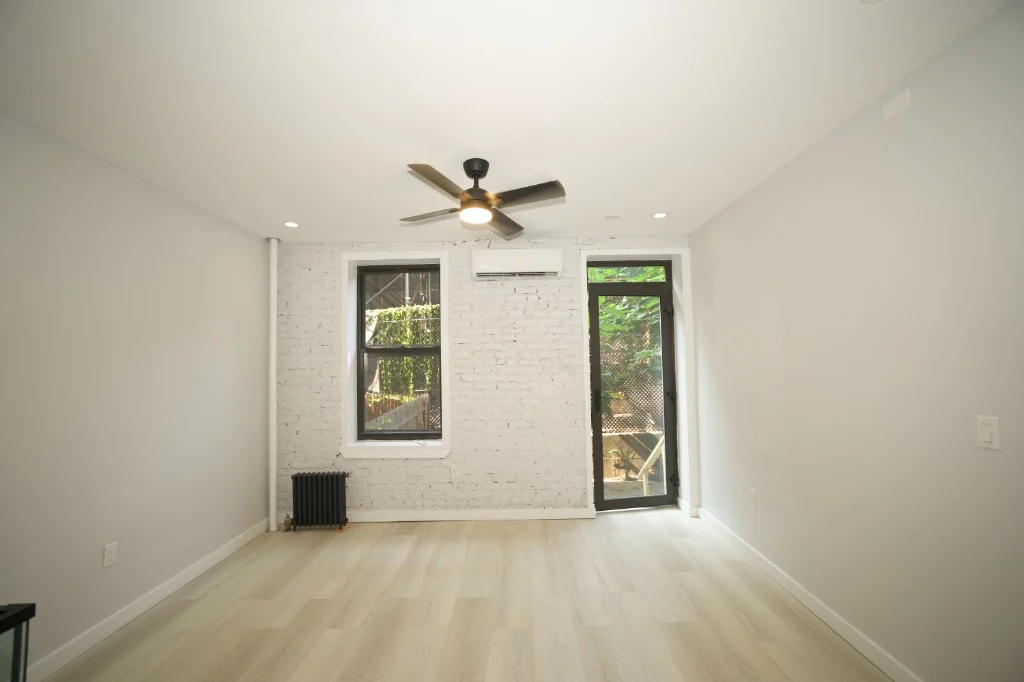 195 Stanton Street - Photo 3