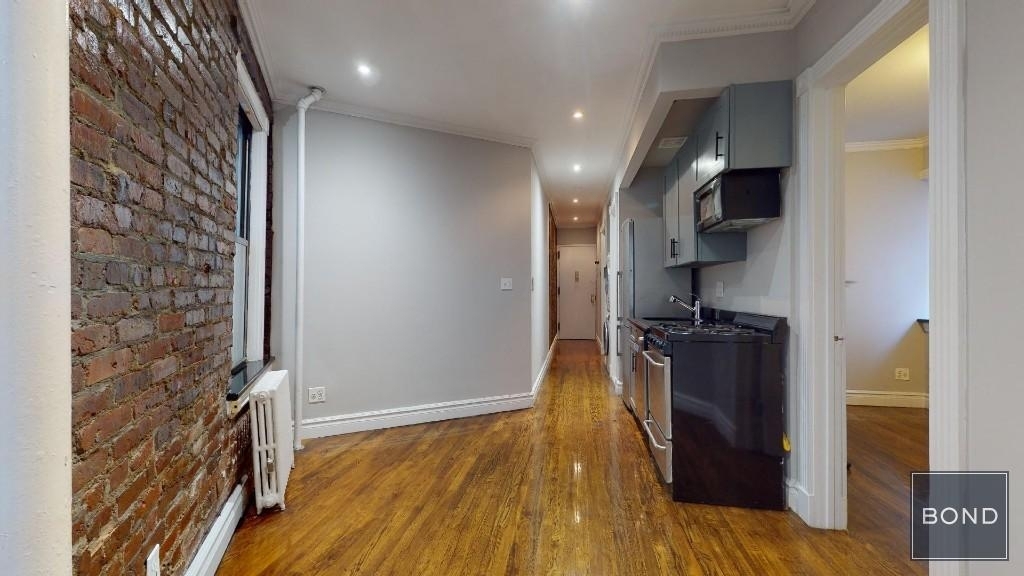 East 13th Street - Photo 4