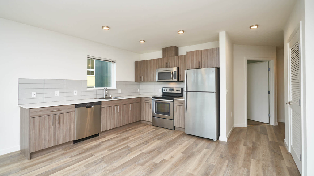 3220 California Ave Sw - Photo 8