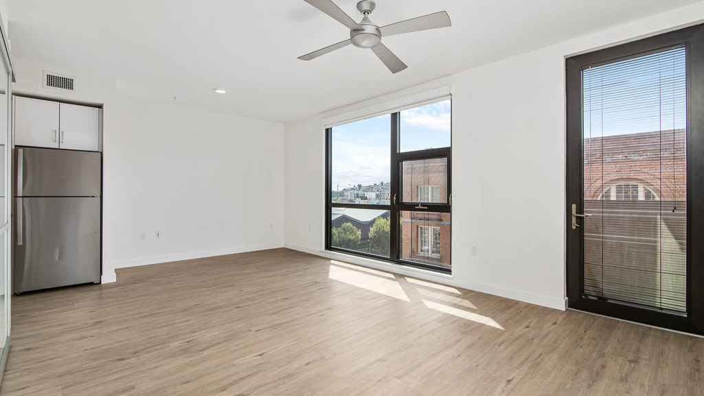 1 Henry Adams St - Photo 14