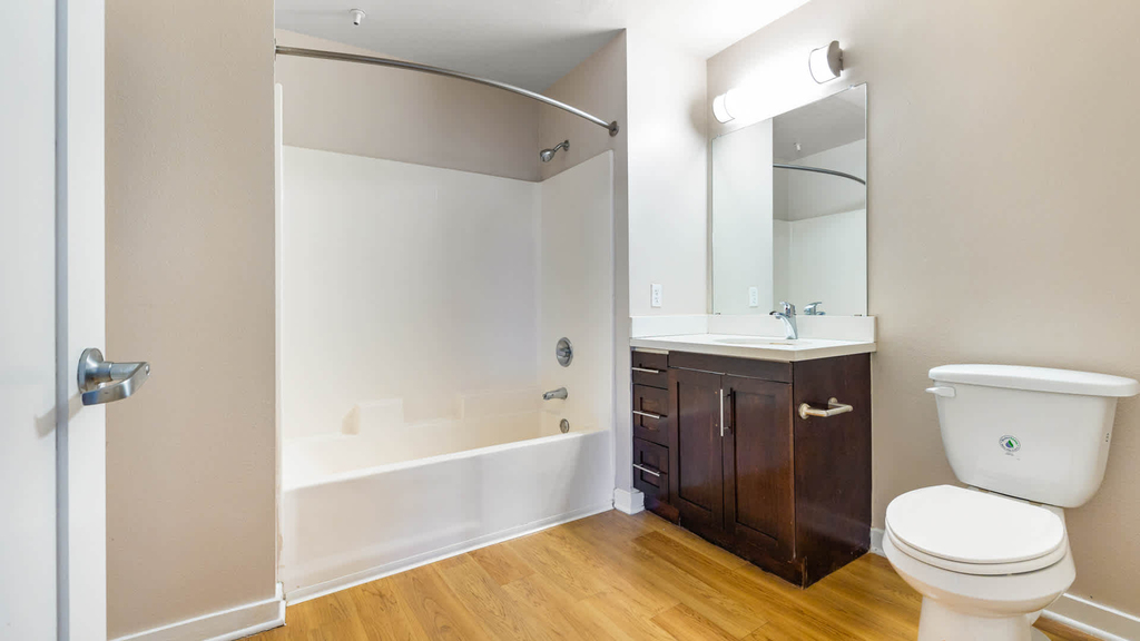1050 Wilshire Blvd - Photo 27