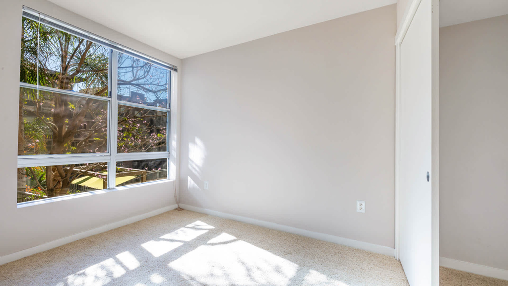 1050 Wilshire Blvd - Photo 36