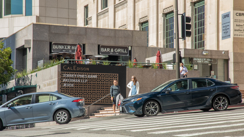 1050 Wilshire Blvd - Photo 52