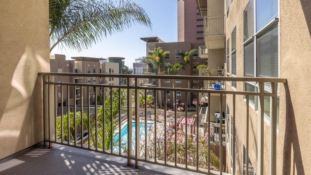 1050 Wilshire Blvd - Photo 22