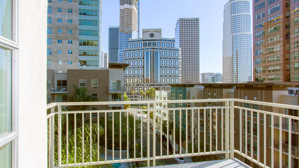 1050 Wilshire Blvd - Photo 23