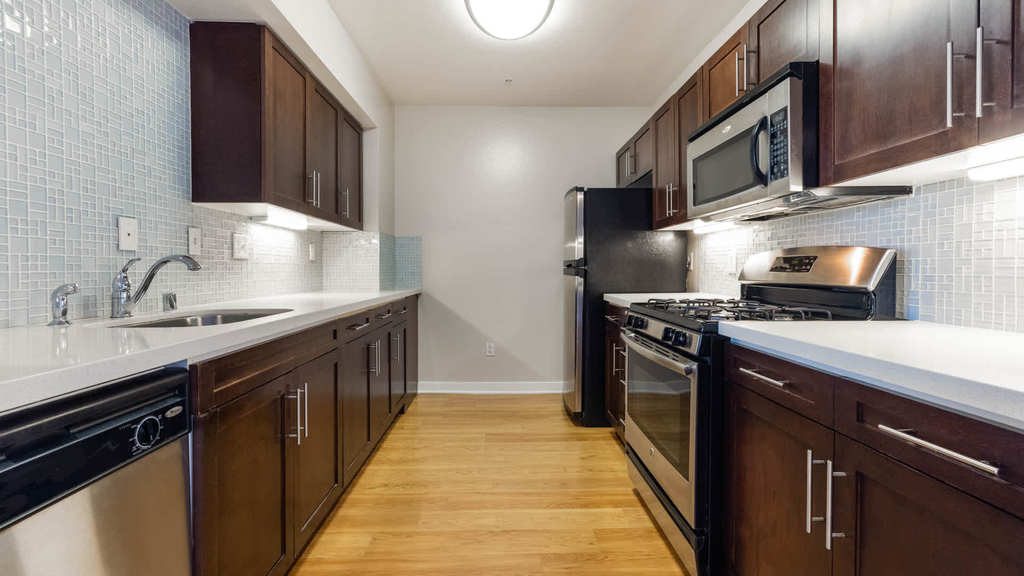 1050 Wilshire Blvd - Photo 8
