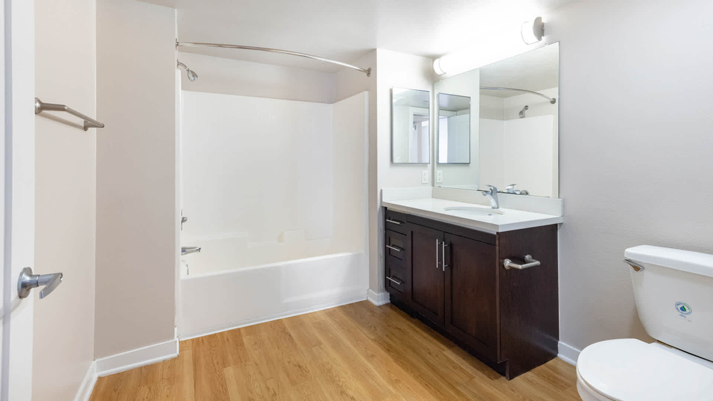 1050 Wilshire Blvd - Photo 28