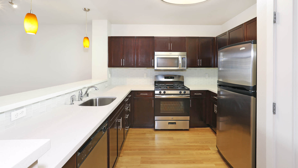 1050 Wilshire Blvd - Photo 10