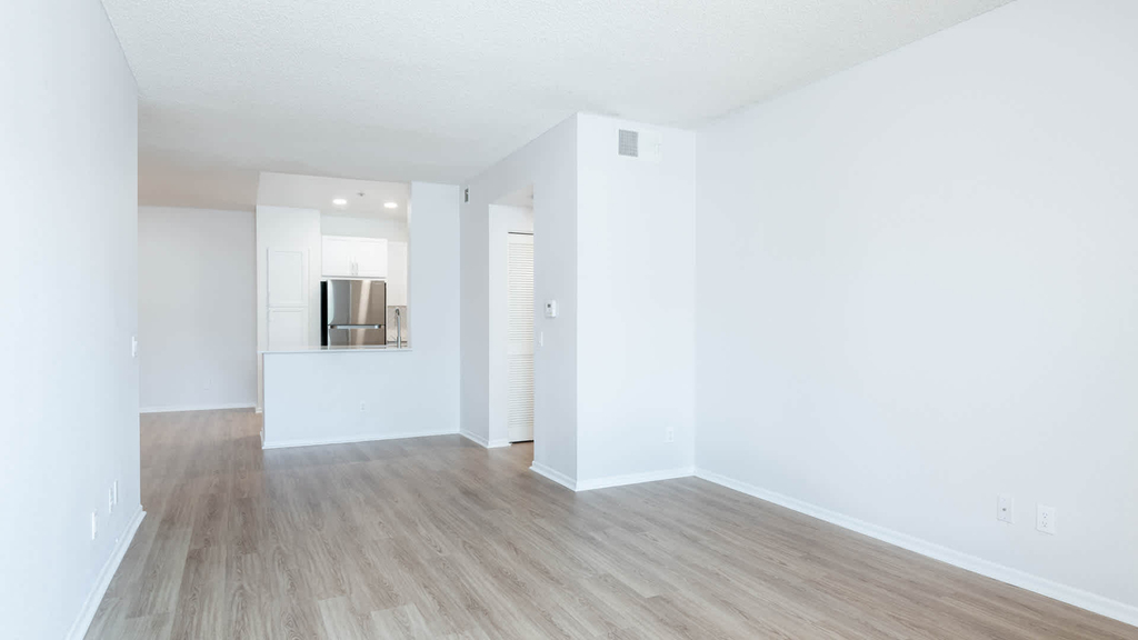 12629 El Camino Real - Photo 5