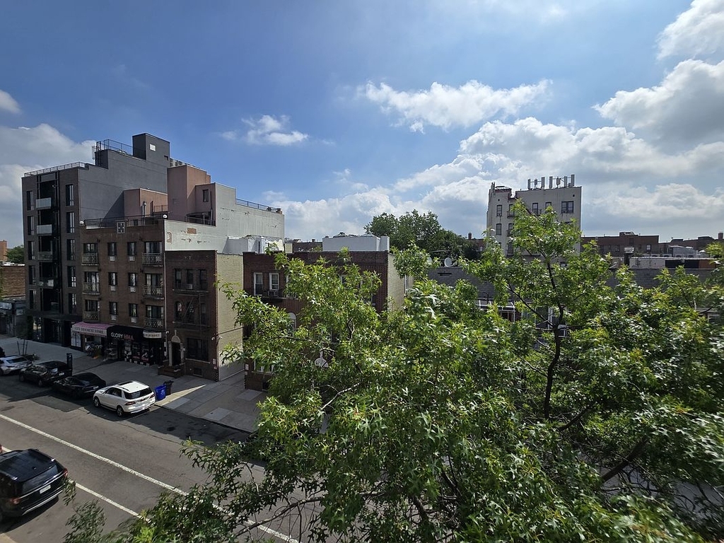 47th Street - Photo 9