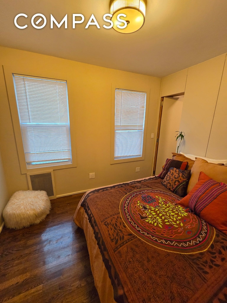 Olcott Street - Photo 3