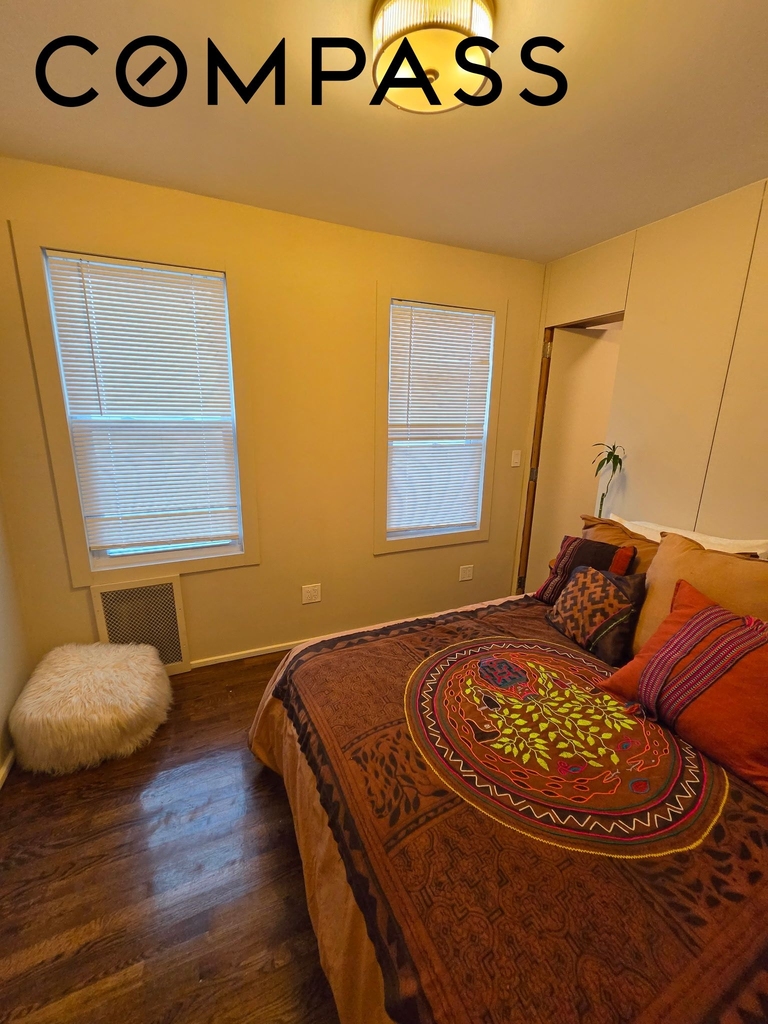 Olcott Street - Photo 3