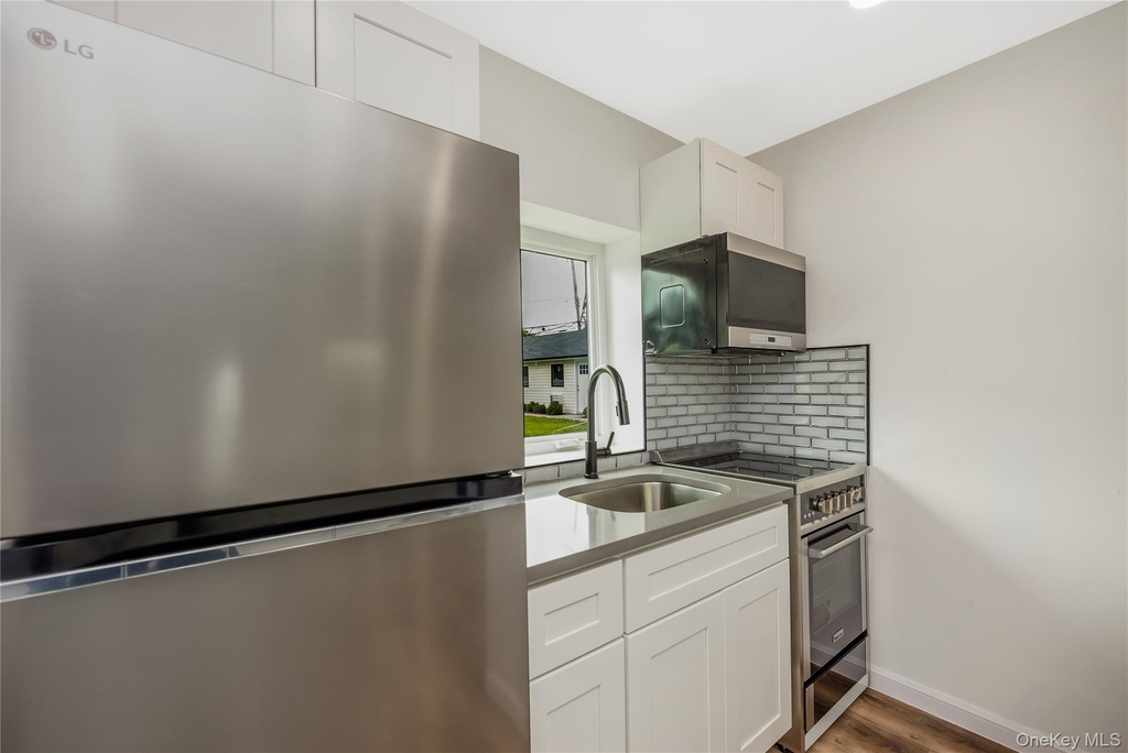 29 Tyler Street - Photo 1
