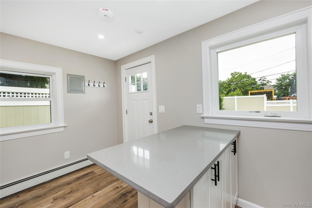 29 Tyler Street - Photo 8