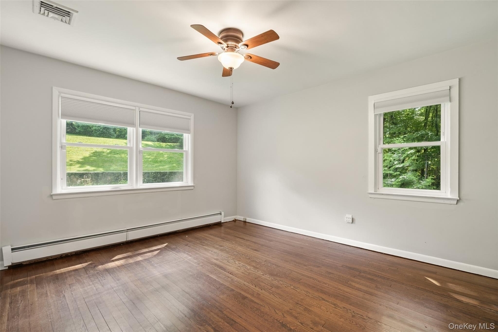 19 Skyview Drive - Photo 8
