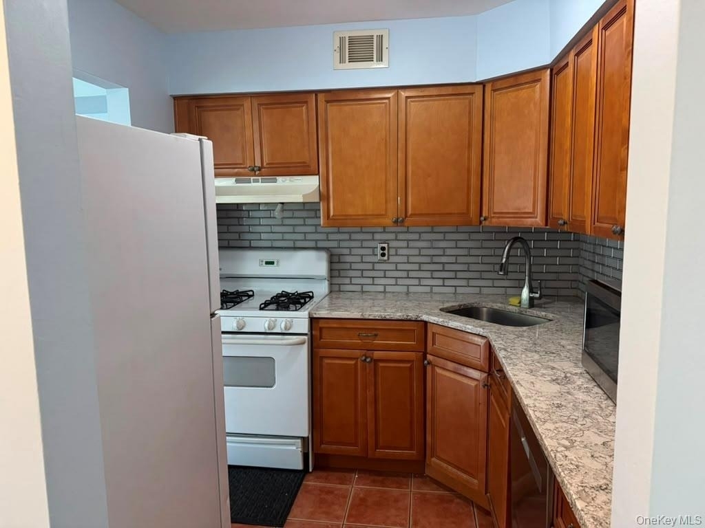 161 Fairview Circle - Photo 3