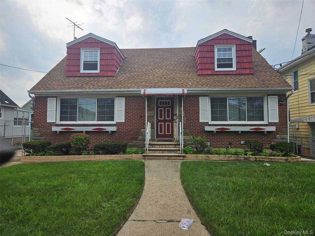 14424 223rd Street - Photo 0