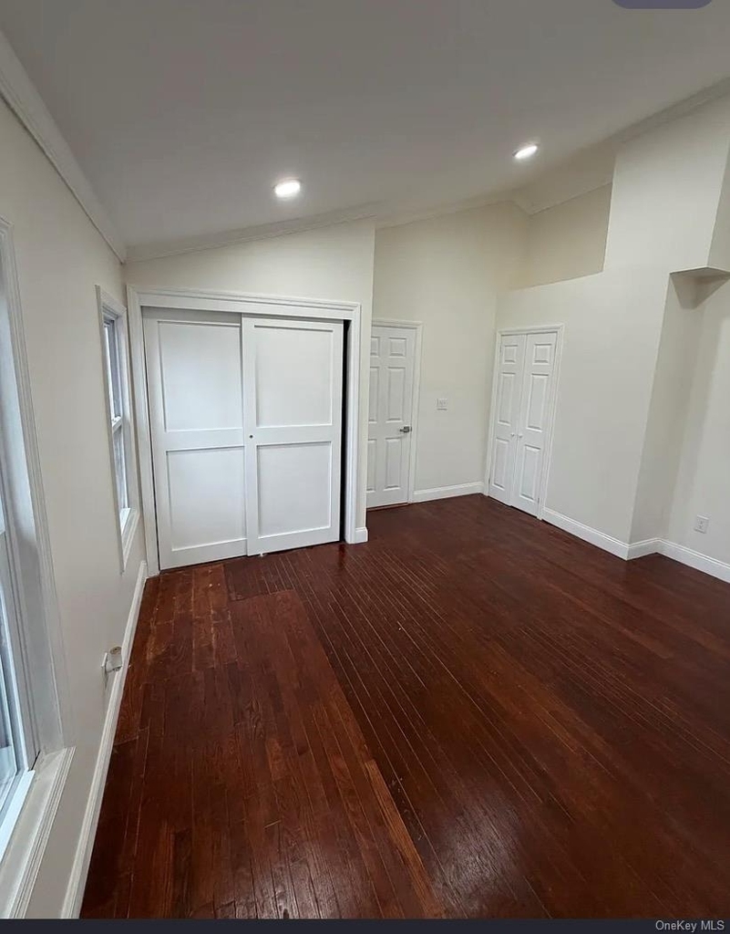 39 Jackson Street - Photo 2